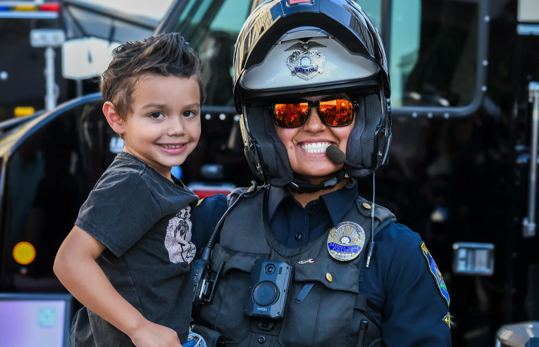 BHPD Motor officer with young child