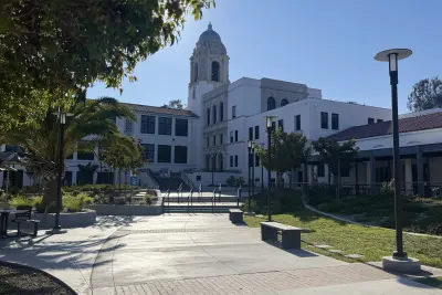 Fire reported at El Rodeo Elementary outbuilding