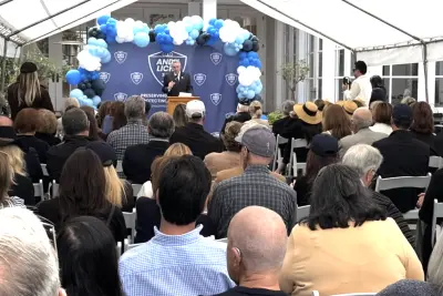 Andy Licht speaks to supporters during his Beverly Hills City Council campaign kickoff.